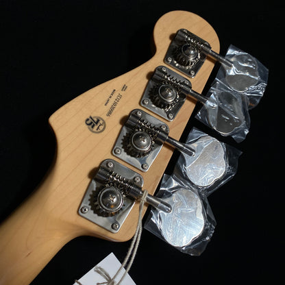 Fender Made in Japan Traditional 50s Precision Bass Maple Fingerboard 2TS