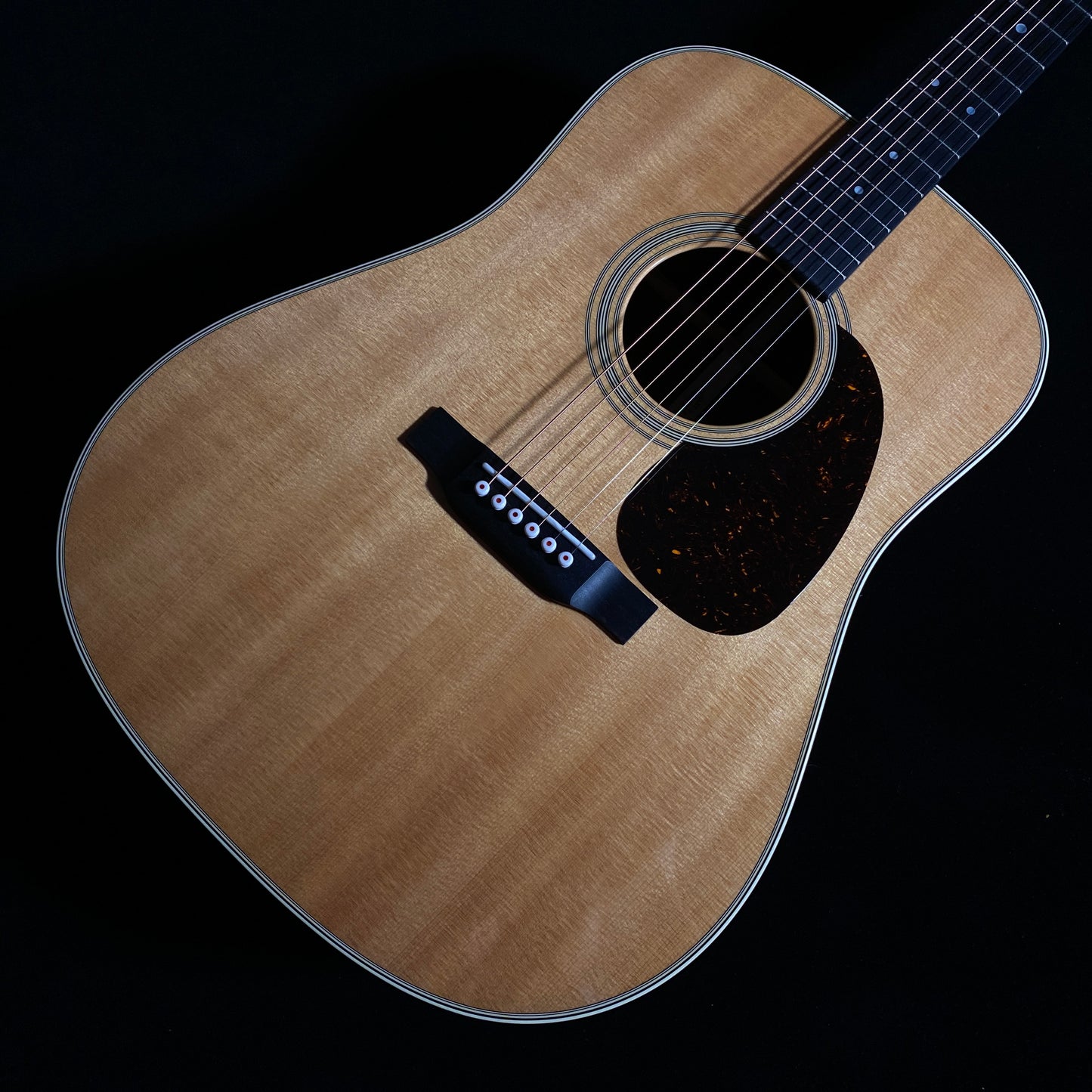 Martin D-28 Standard