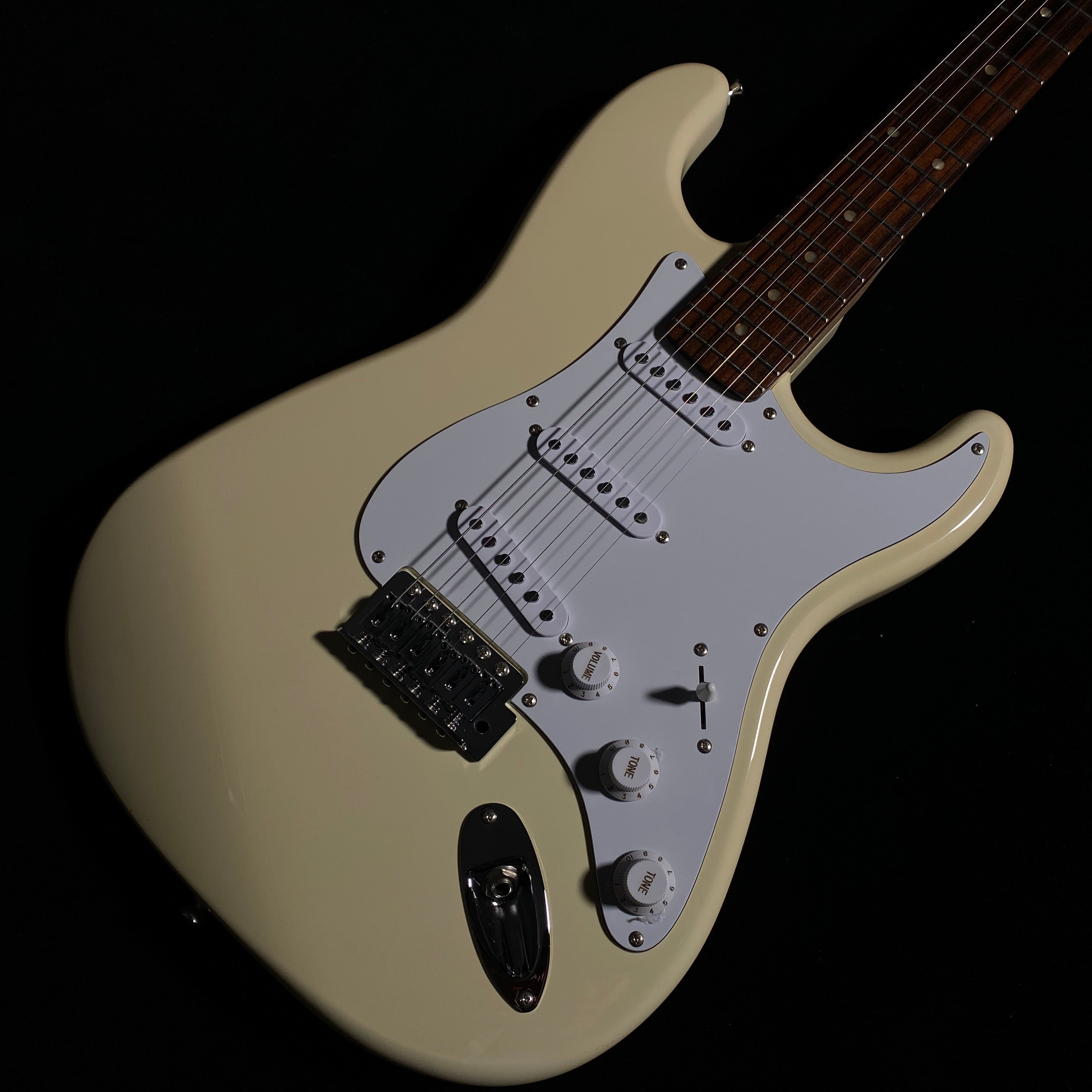 Fernandes LE-1Z 中古 – Sakamoto's Blindfold Lab