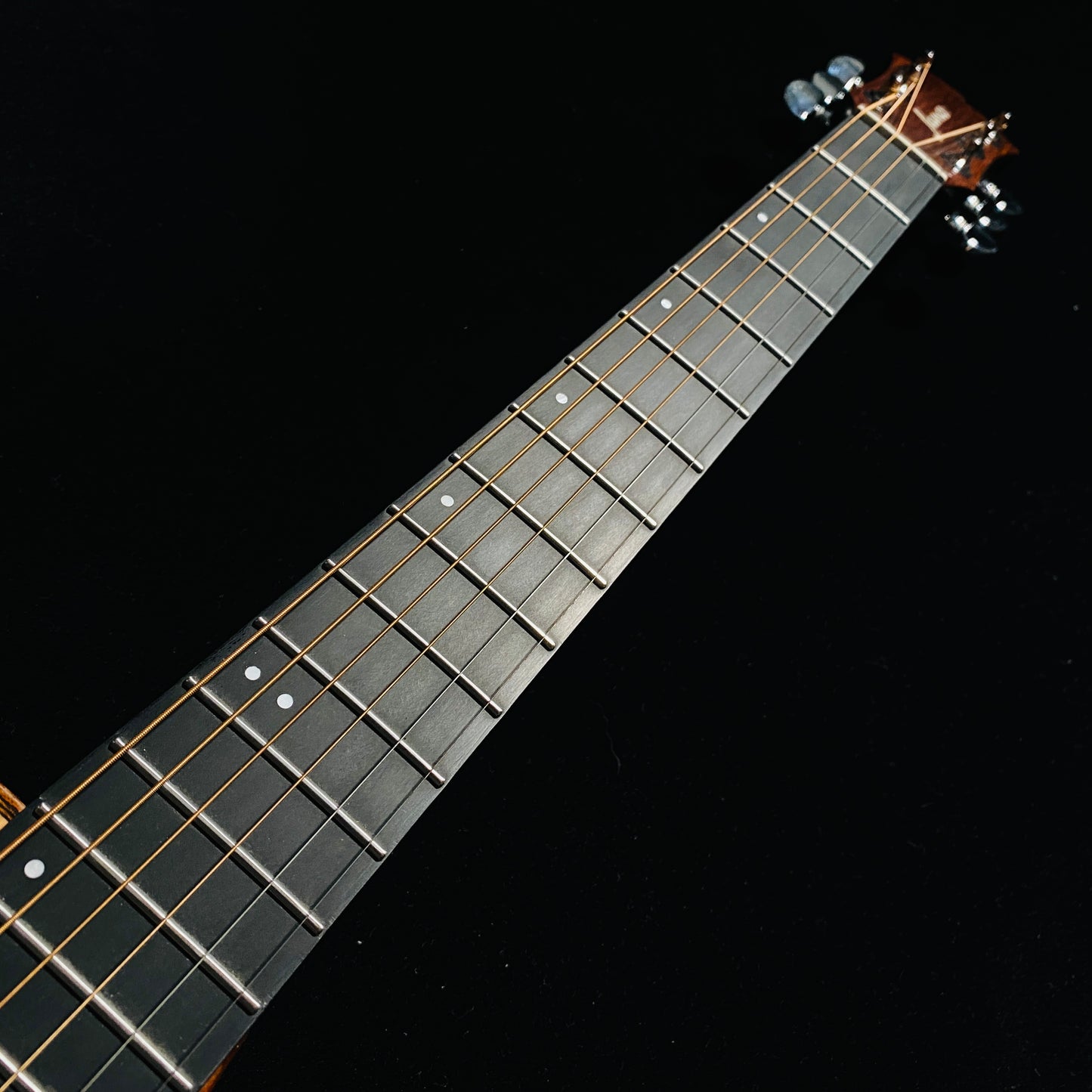 James J-900C