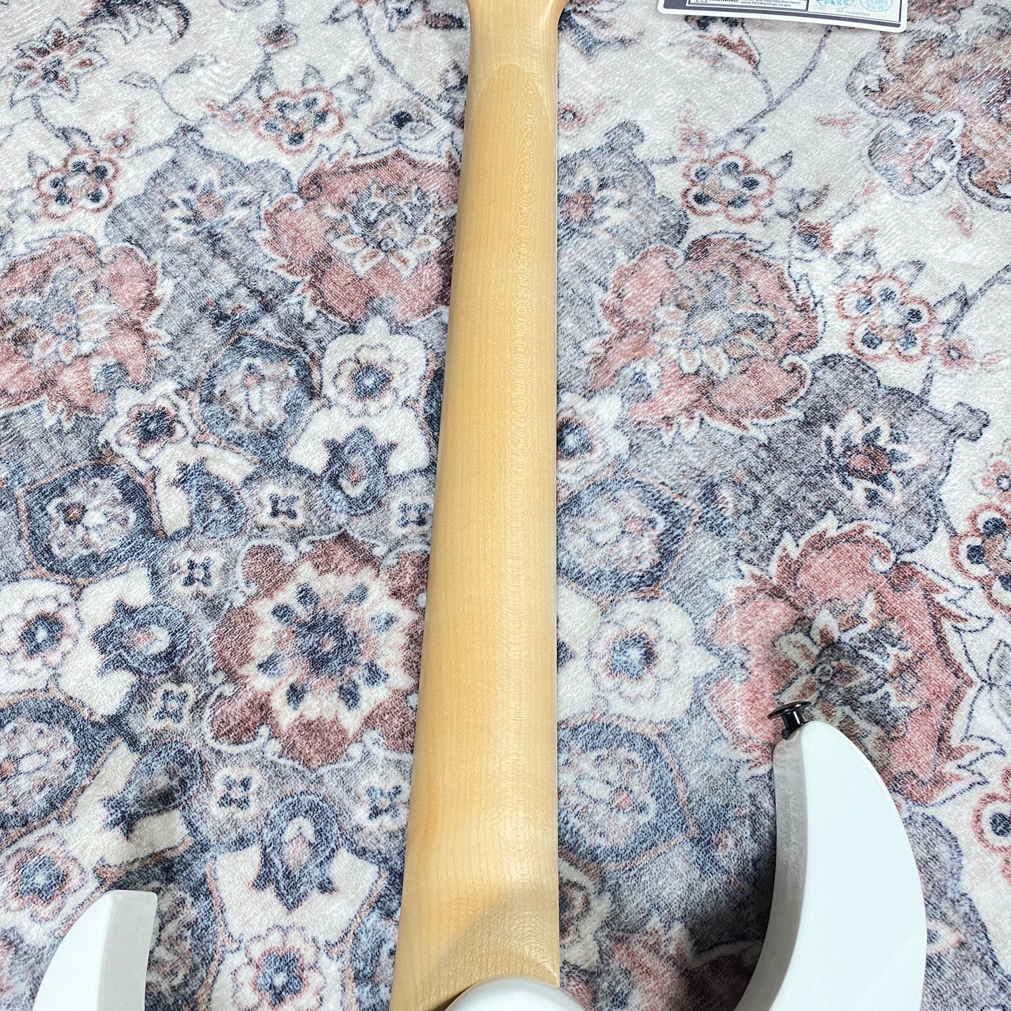 Ibanez RGV250 WH