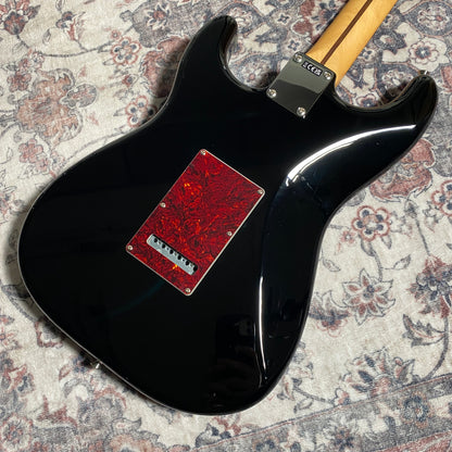 中古Fender Made in Japan Hybrid II Stratocaster