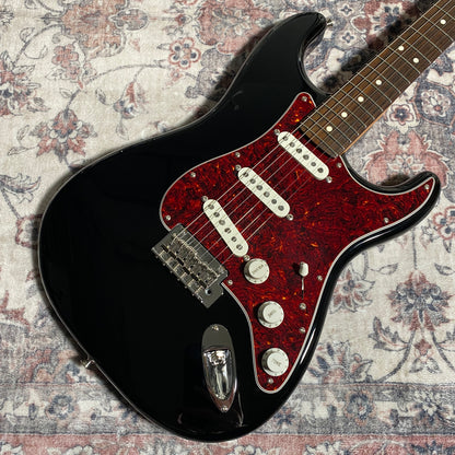 中古Fender Made in Japan Hybrid II Stratocaster